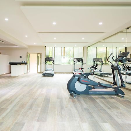 Palmarena Rooms & Residences - Long Stay Comfort With Parking, Sauna, Gym & Pool - Steps From 5Th Avenue Playa del Carmen Buitenkant foto