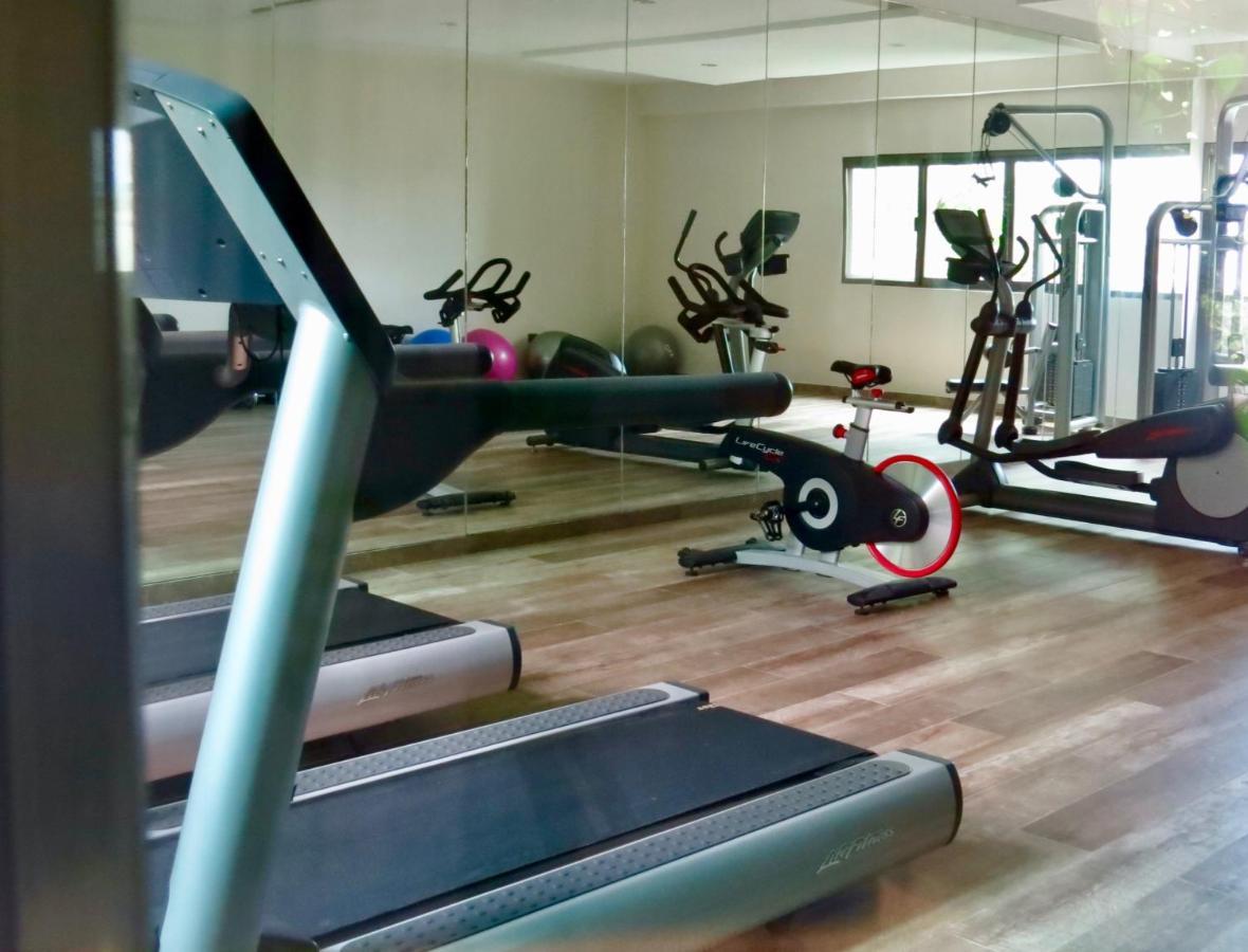 Palmarena Rooms & Residences - Long Stay Comfort With Parking, Sauna, Gym & Pool - Steps From 5Th Avenue Playa del Carmen Buitenkant foto