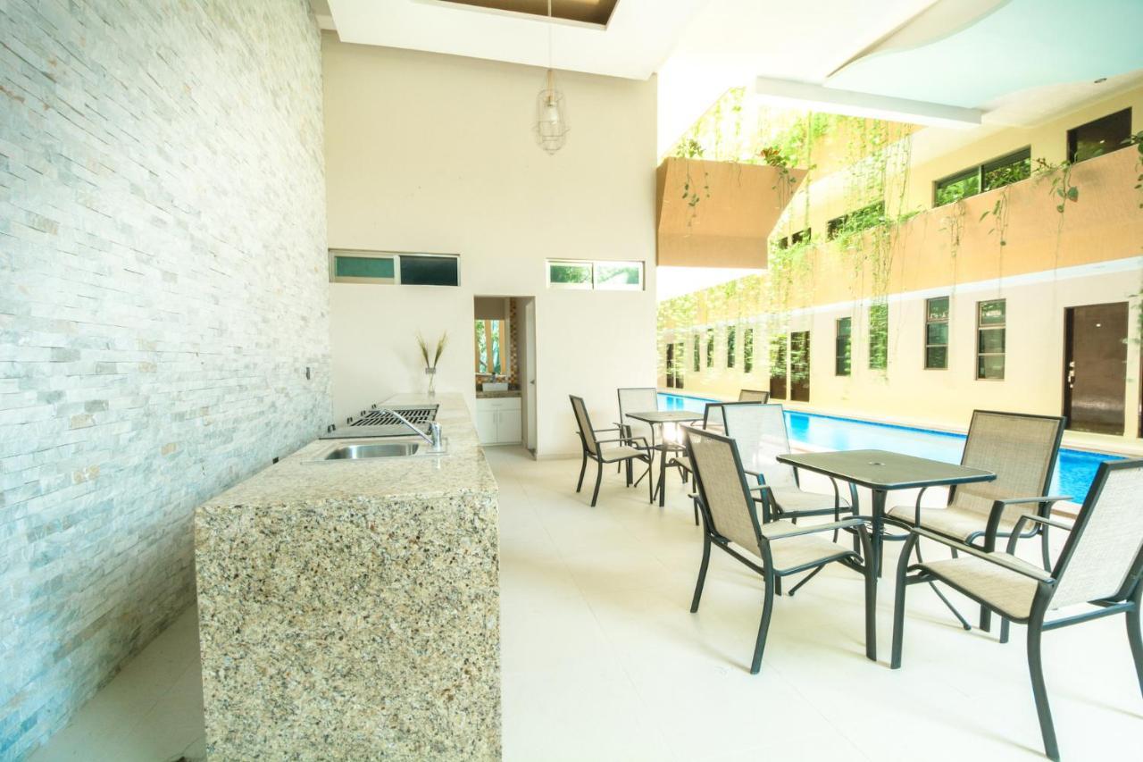 Palmarena Rooms & Residences - Long Stay Comfort With Parking, Sauna, Gym & Pool - Steps From 5Th Avenue Playa del Carmen Buitenkant foto